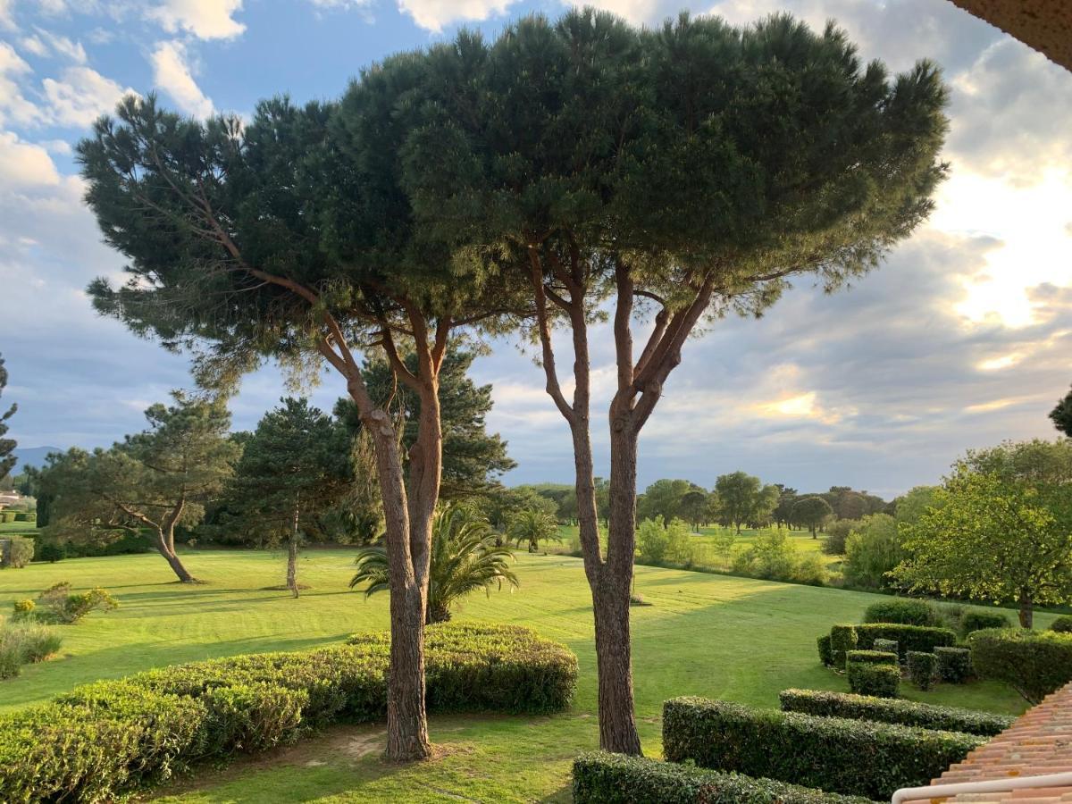 L' Appart Du Golf Saint-Cyprien  Bagian luar foto